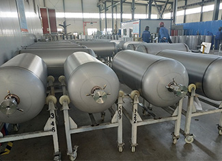 Cryogenic Insulated Cylinders